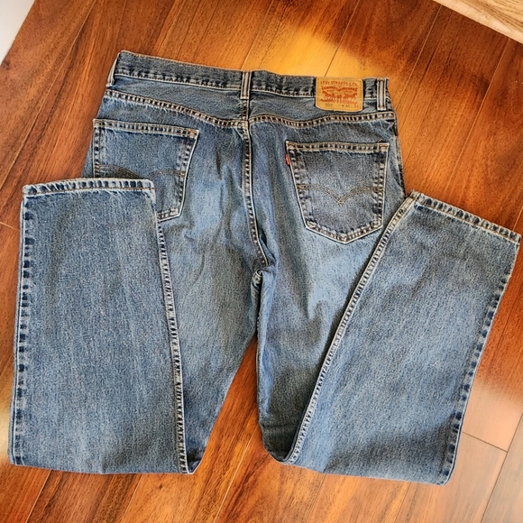 550™ RELAXED FIT MEN'S JEANS - Picture 3 of 8